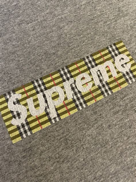 Supreme 1997 Supreme Burberry Box Logo 